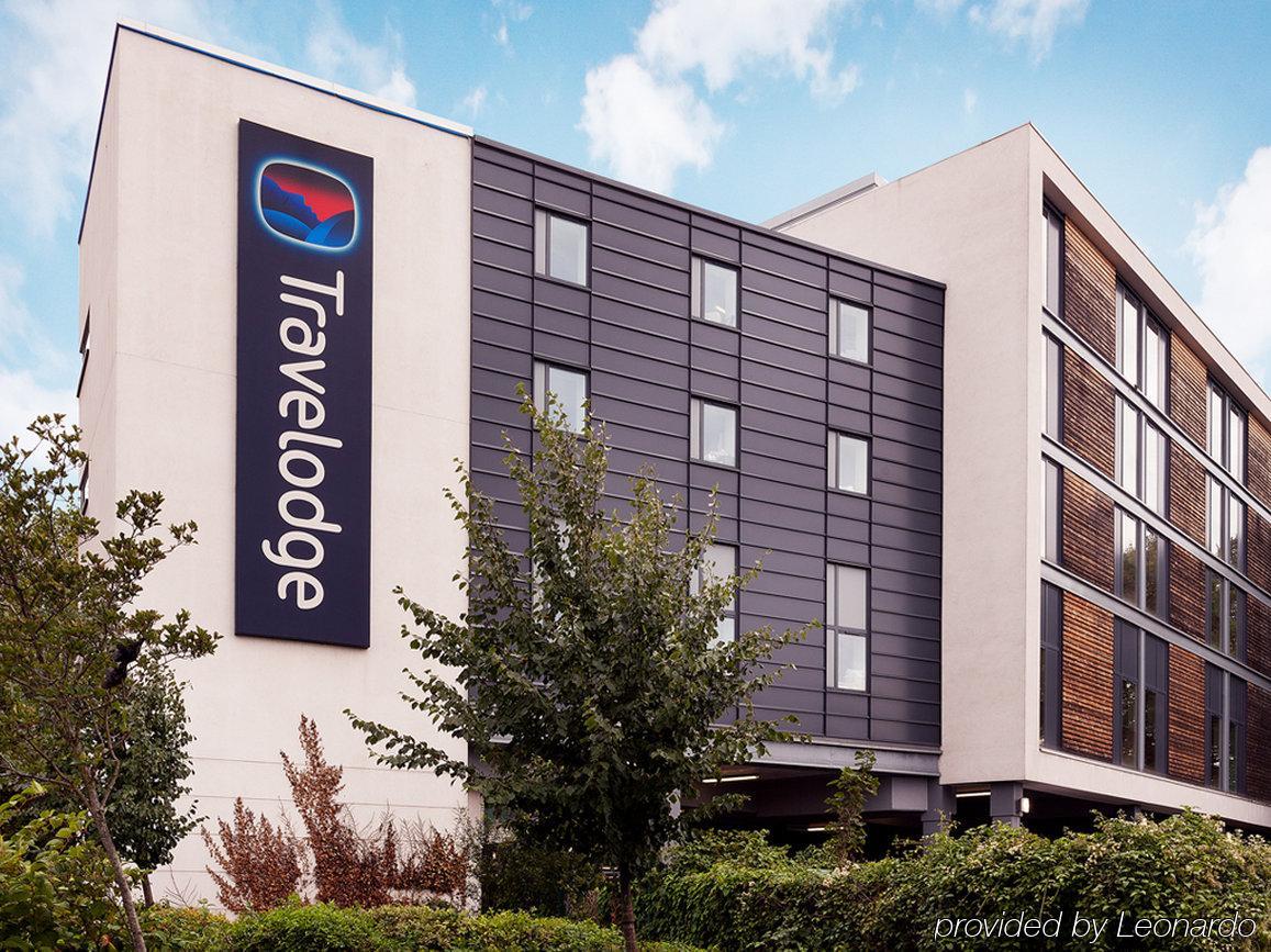 Ibis Budget London Heathrow Central Cranford Exterior foto